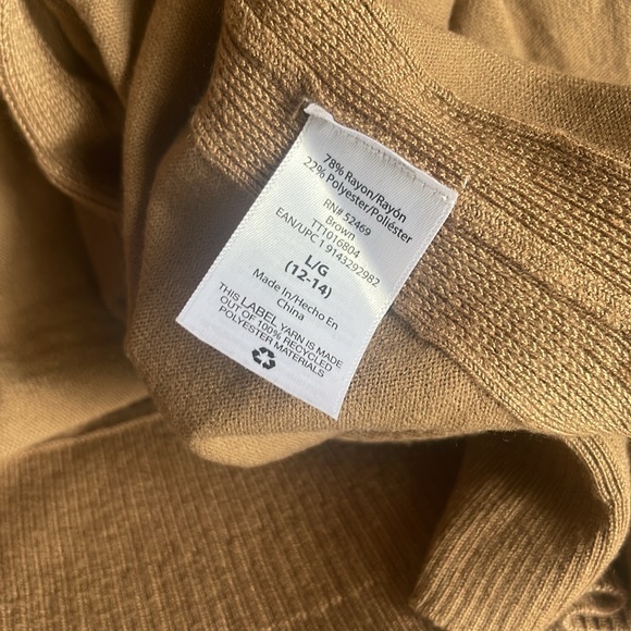 Women’s size Lrg 12-14 Tan cardigan sweater - Picture 6 of 11